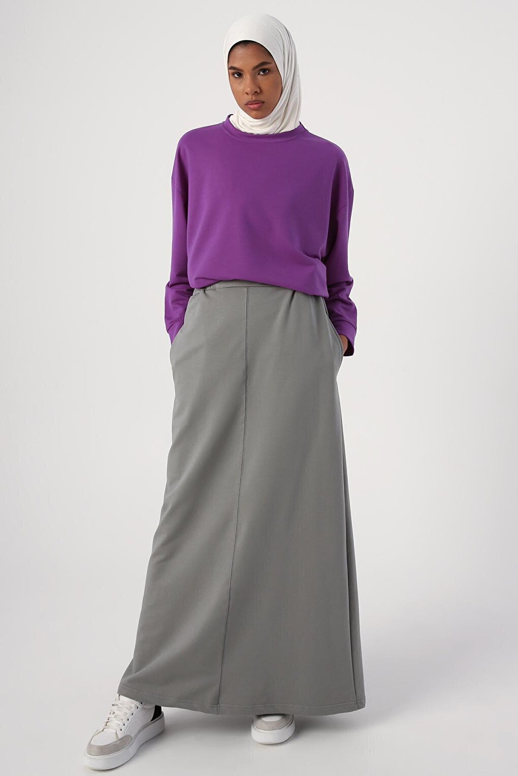 Gray Straight Narrow Skirt with Elastic Waist