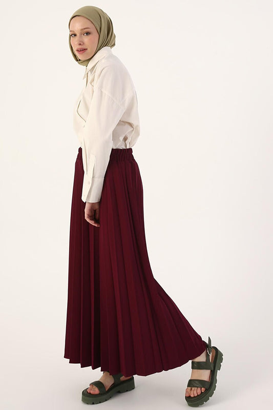 Plum Waist Elastic Pleated Skirt