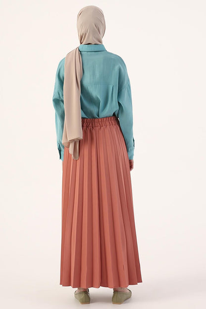 Powder Waist Elastic Pleated Skirt