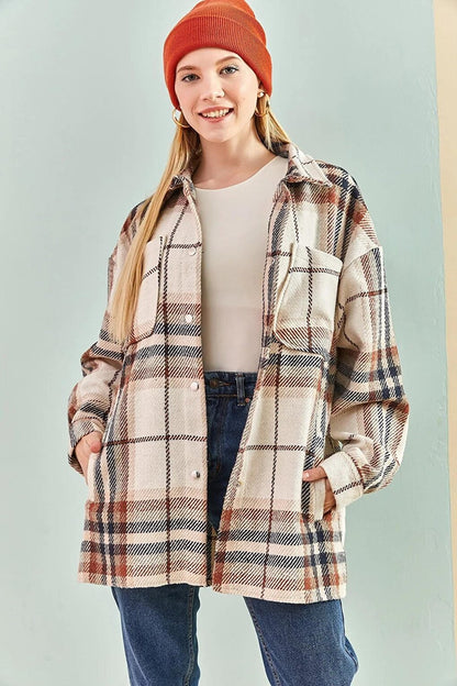 Women's Plaid Pattern Lumberjack Shirt with Rubber on the Back