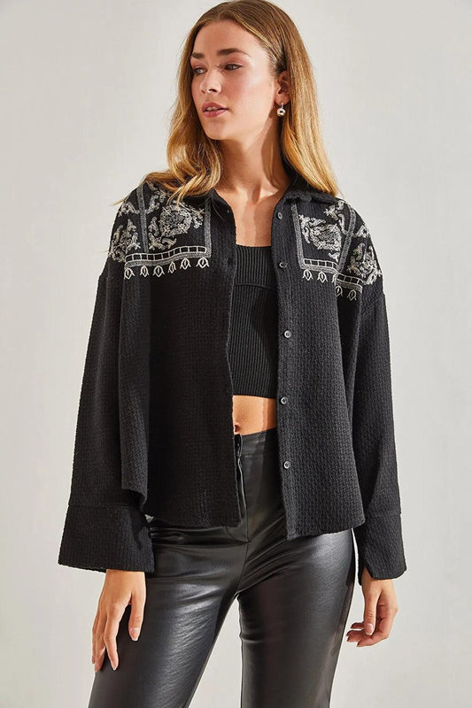 Women's Embroidered Oversize Cuff Shirt