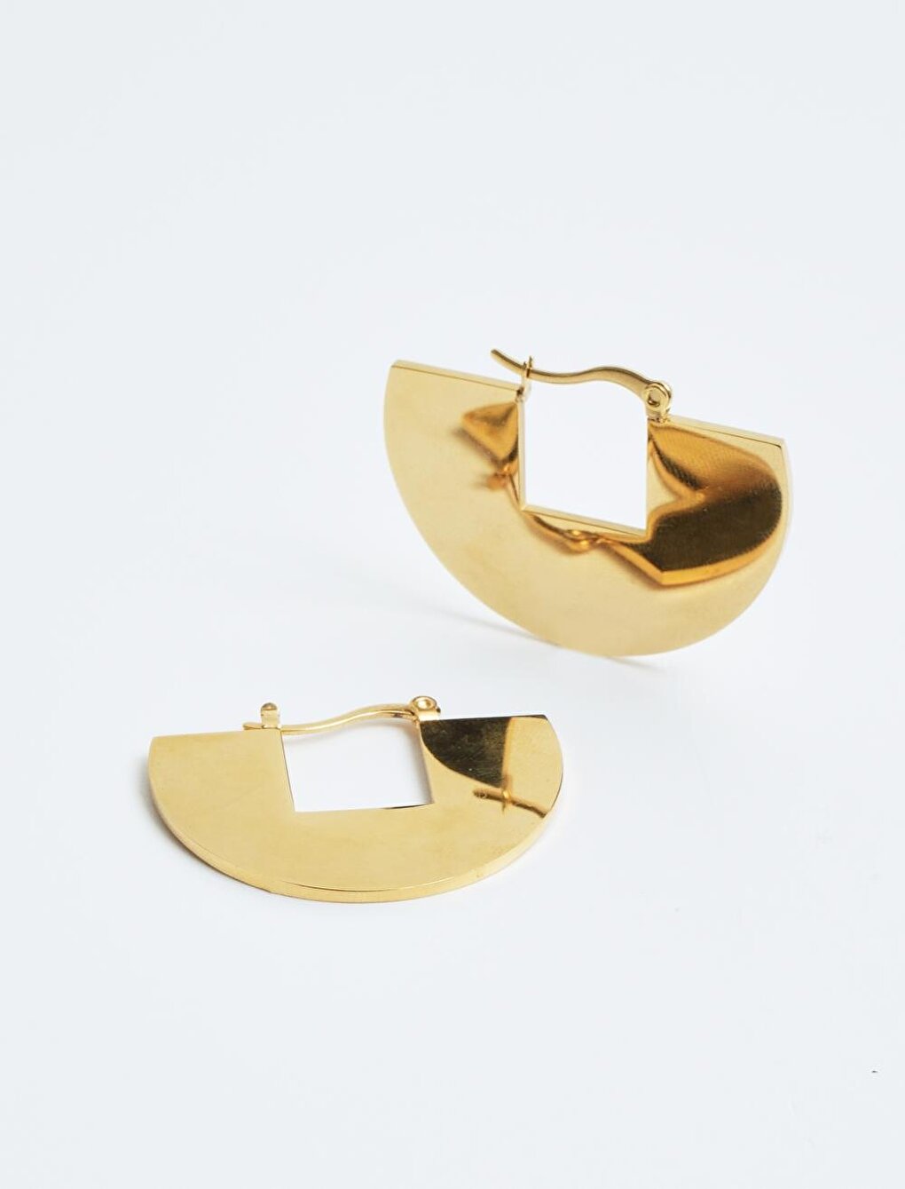 Gold Half Ring Figured Clip Earrings