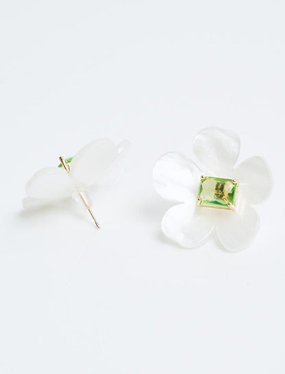 Stylish Earrings with Green Flower Figures and Large Stones