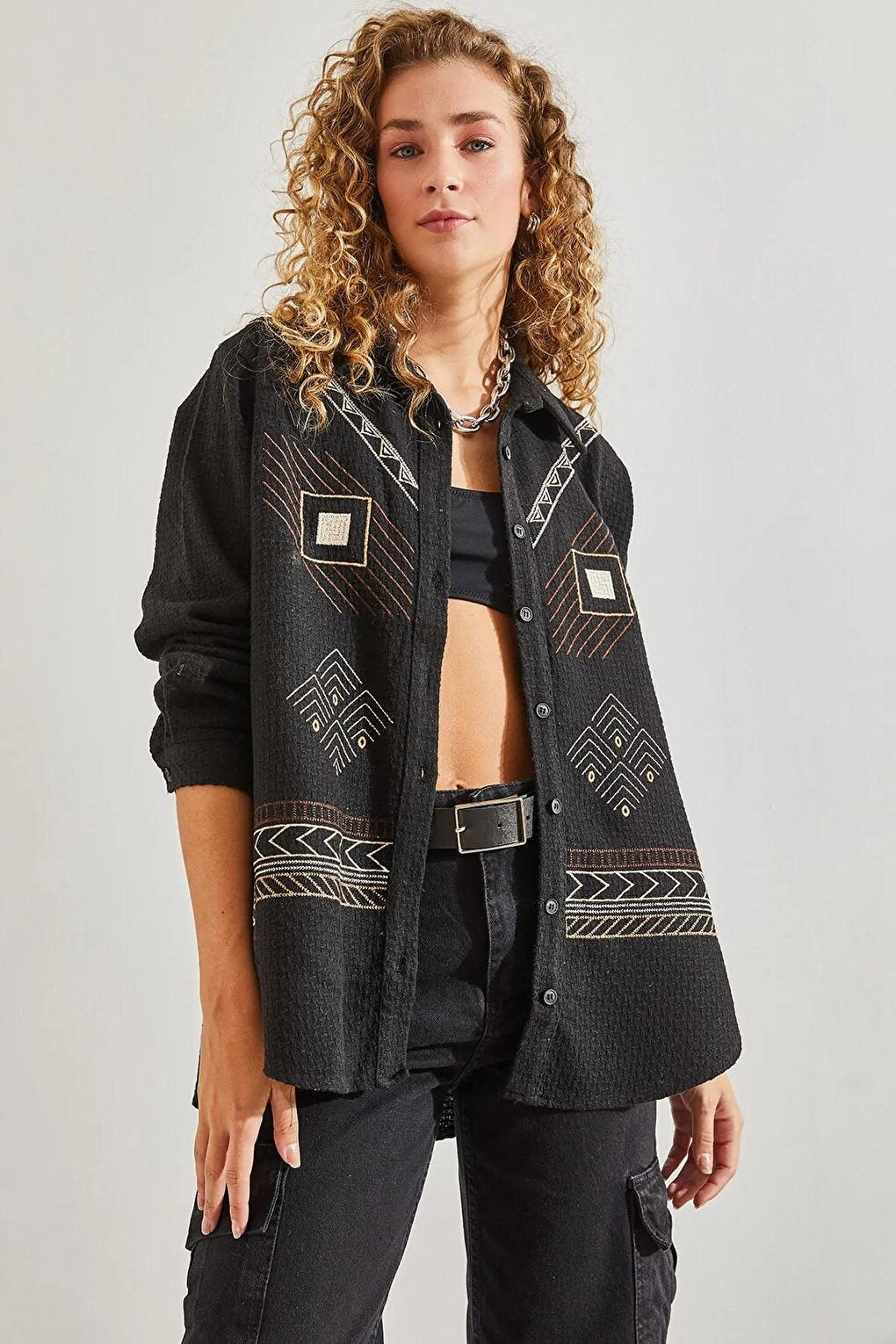 Women's Embroidered Oversize Cuff Shirt