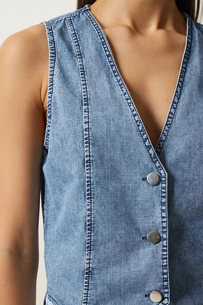 Women's Blue V-Neck Front Metal Button Sleeveless Jean Vest HZL24W-BD167911