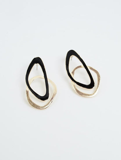 Stylish Hoop Earrings with Black Geometric Figures