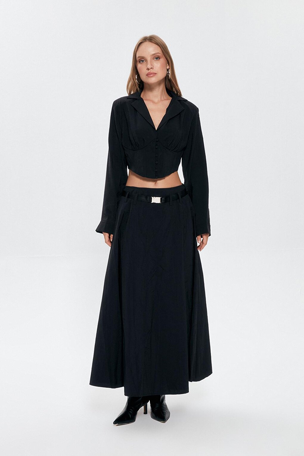 Belted Waist Technical Fabric Skirt Black