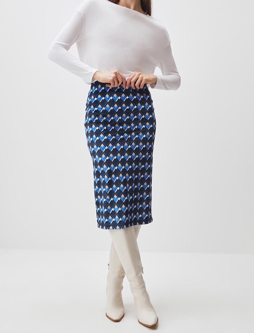 Mixed Slim Cut Knitted Skirt