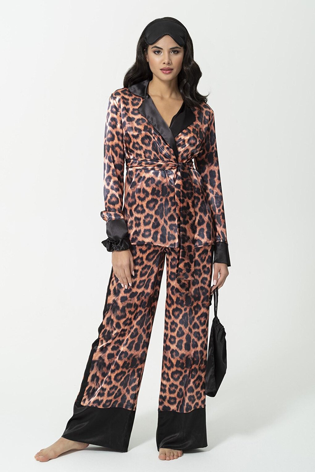 6-Piece Leopard Pattern Black Pajama Set Both Inside and Outside