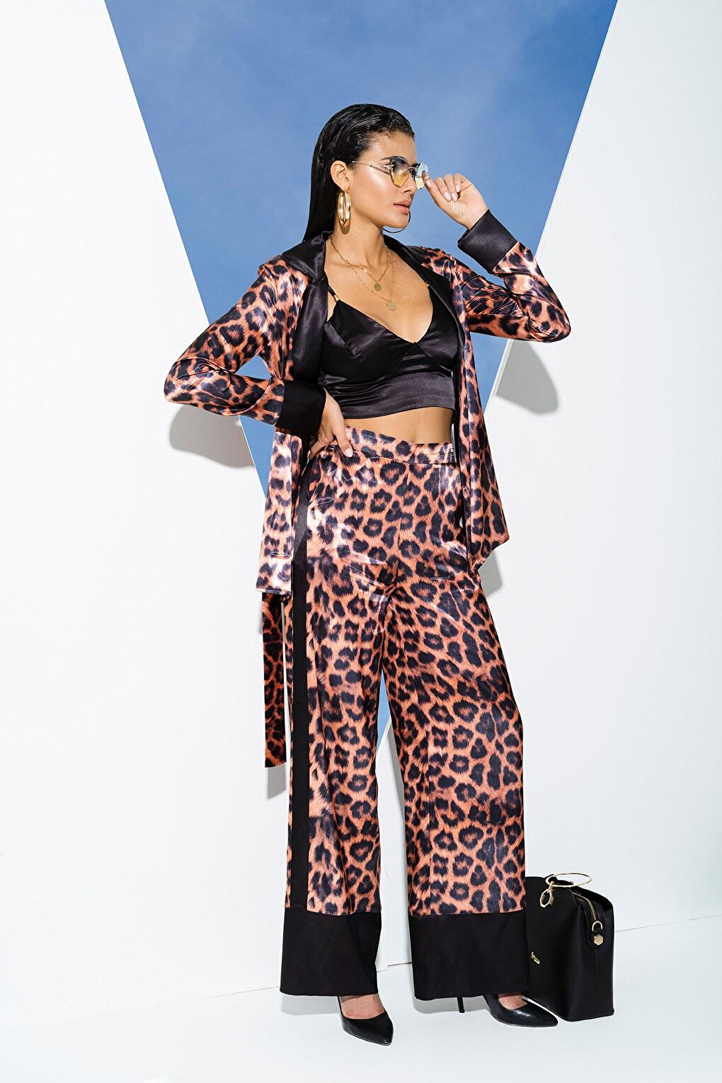 6-Piece Leopard Pattern Black Pajama Set Both Inside and Outside