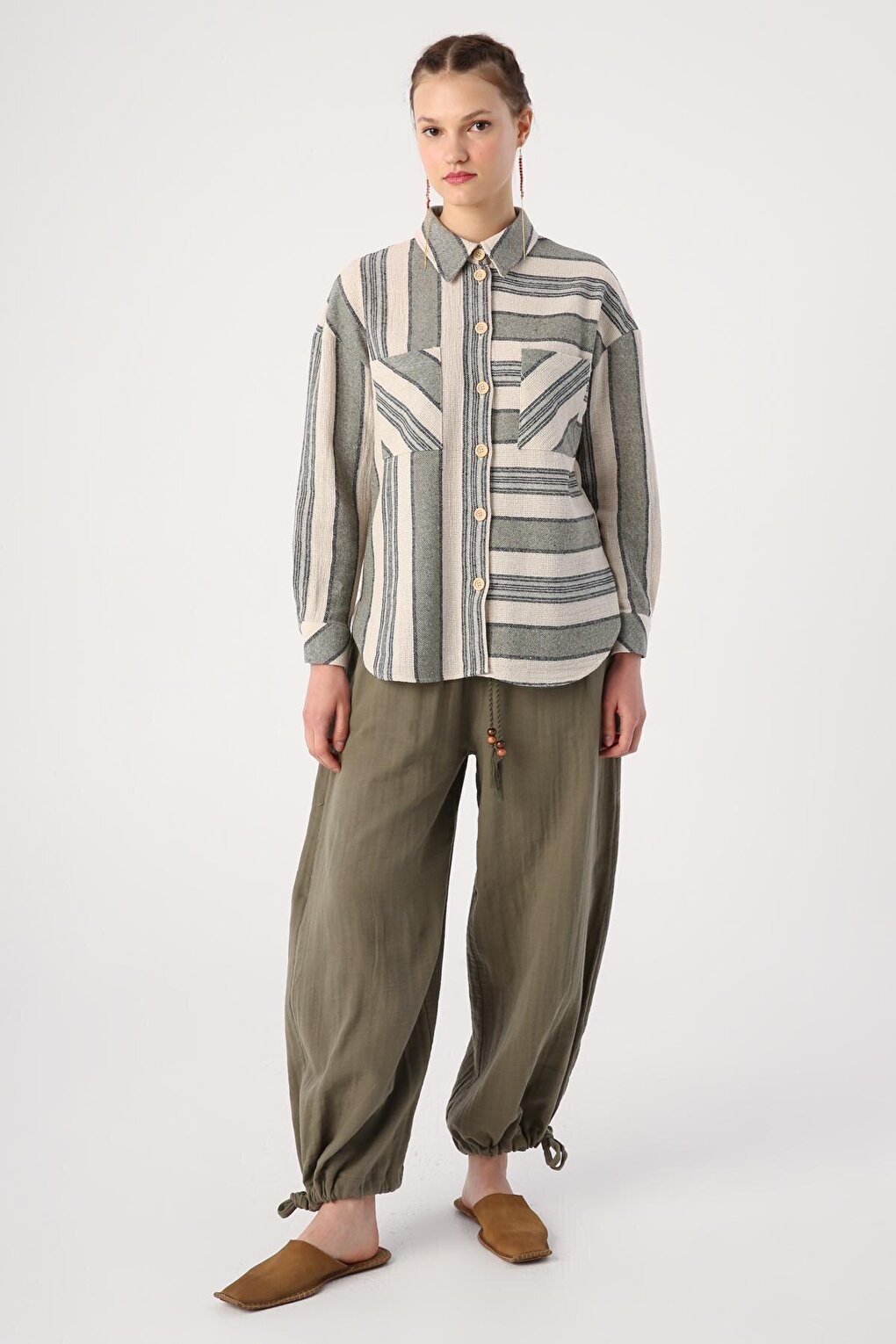 Black-Khaki Cotton Striped Shirt with Pockets and Slits on the Sides