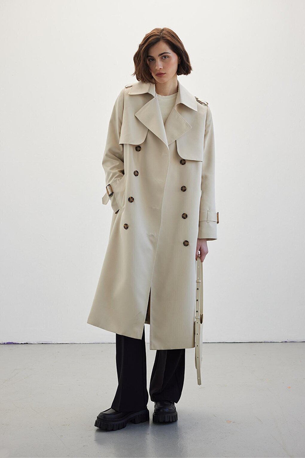 Double Breasted Classic Trench Coat Beige