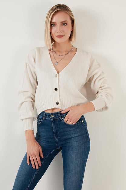 Button Detailed V-Neck Crop Knitwear Cardigan 6071431