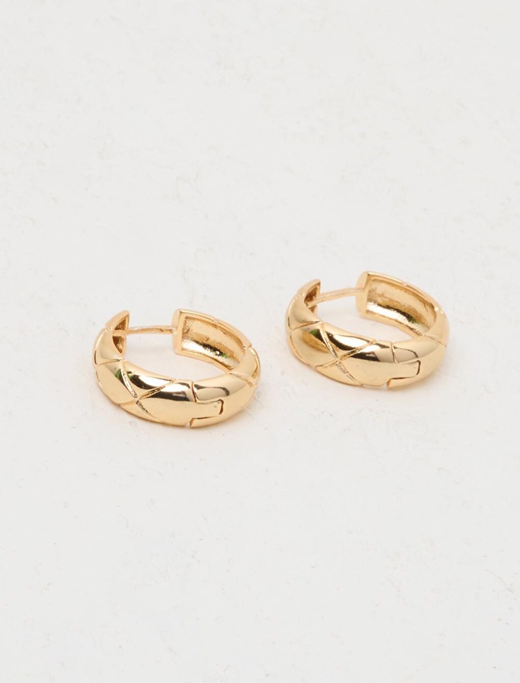 Gold Line Patterned Hoop Earrings