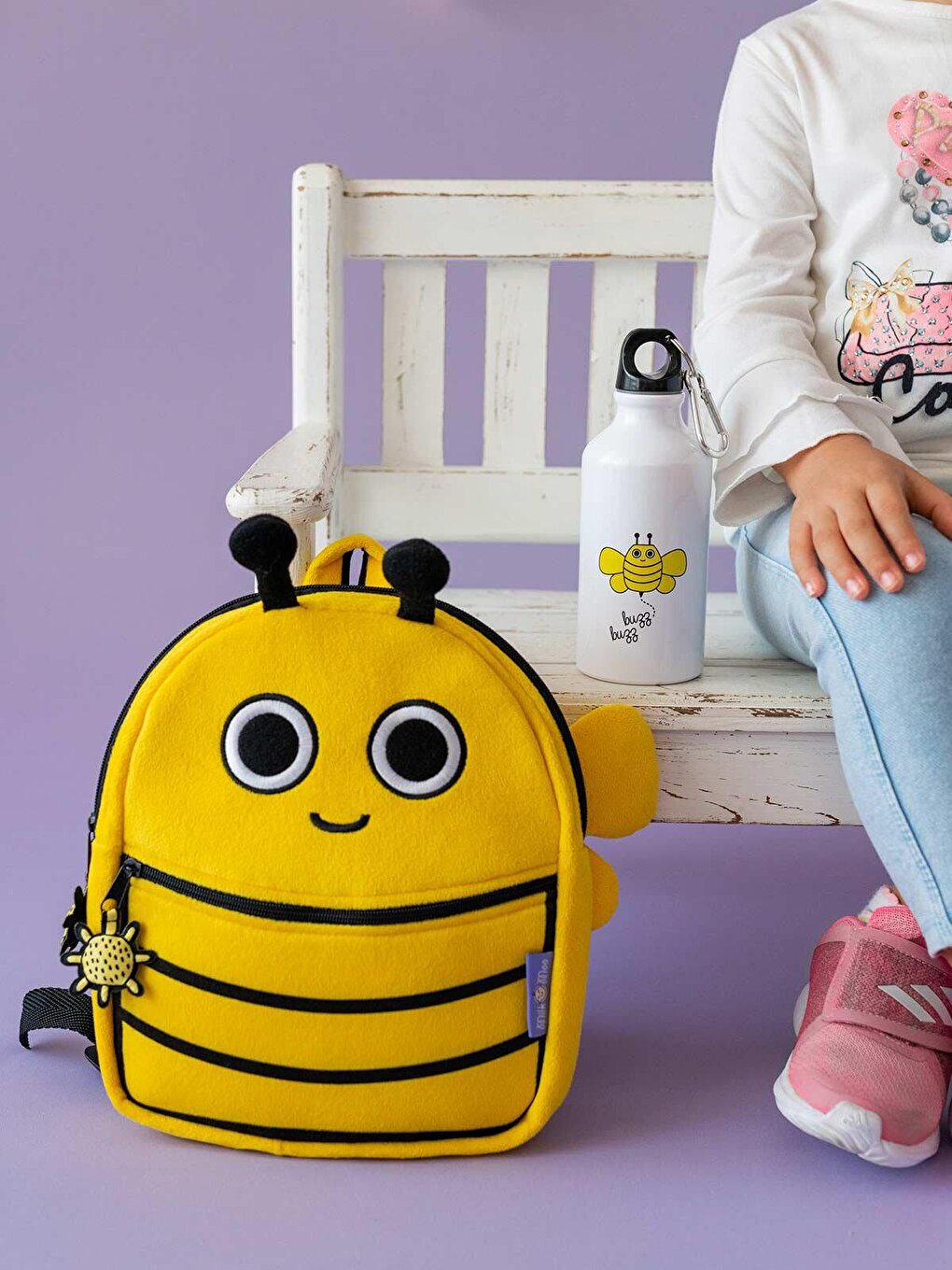 Plush Backpack Bee Buz Buz