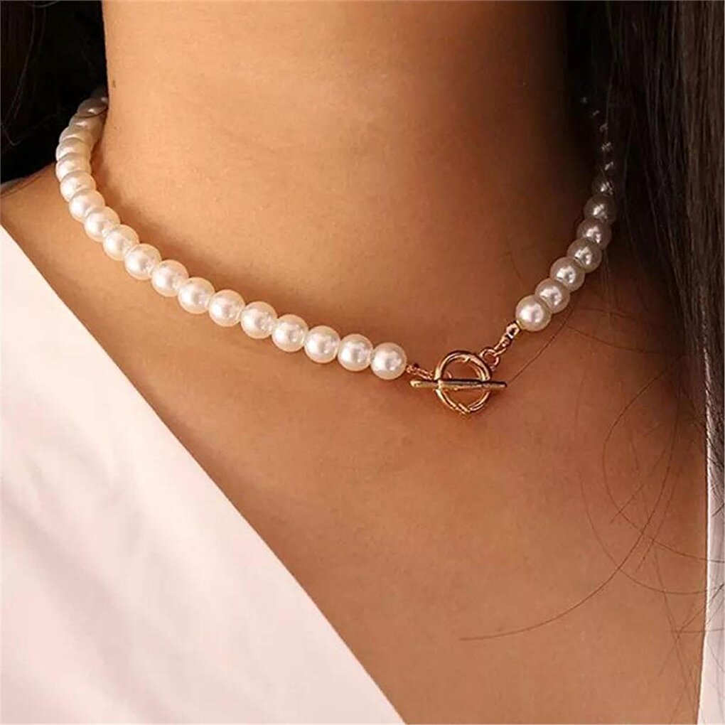 Front Closure Glass Pearl Necklace