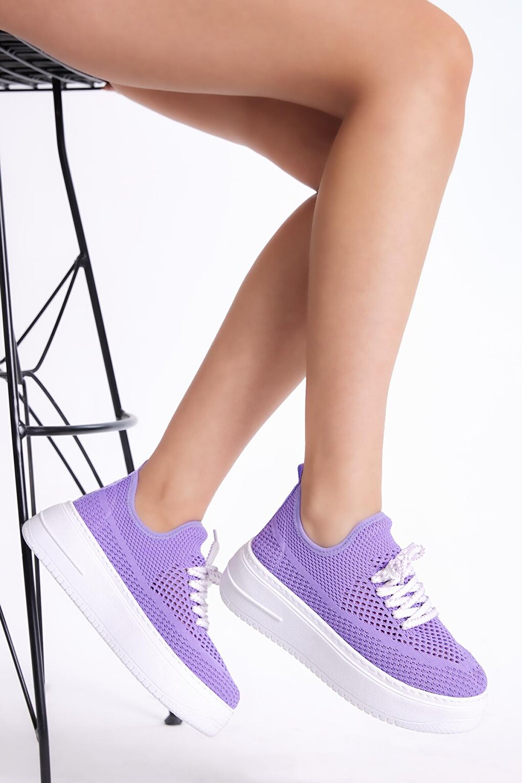 Women's Lilac Comfortable Mold High Sole Lace-up Tricot Sneaker