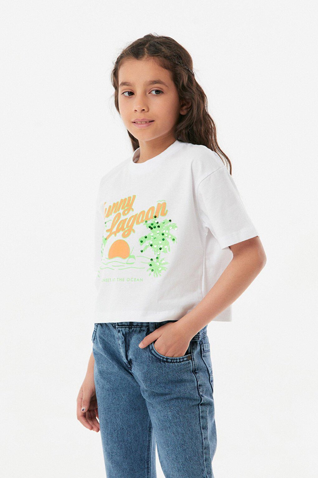 Printed Crew Neck Girls' T-Shirt