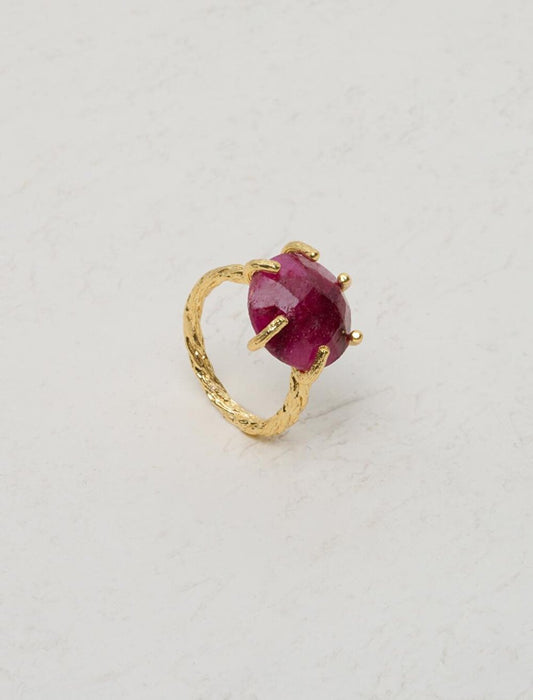 Fuchsia Figured Ruby Ring