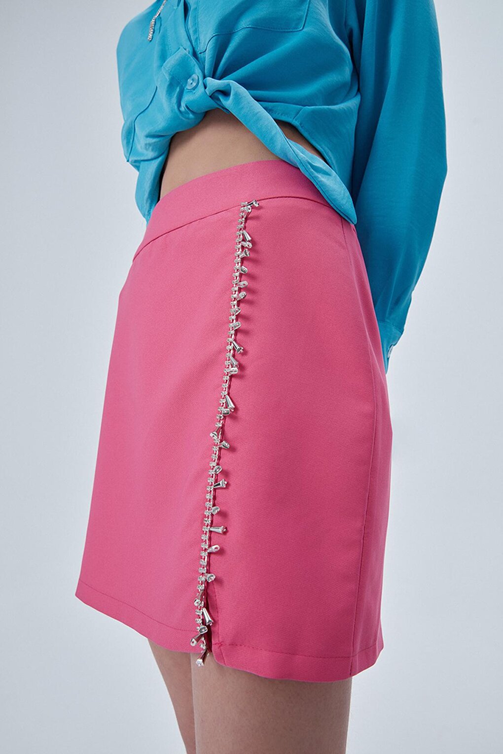 Stone Detailed Mini Skirt Pink