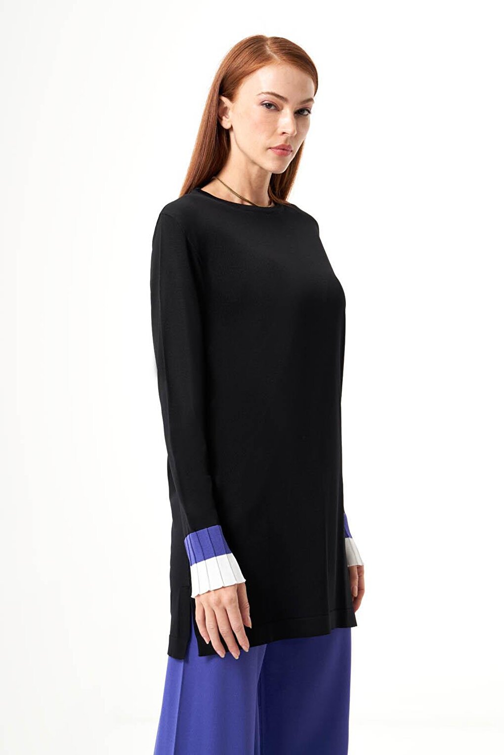 Rayon Knitwear Black Tunic with Pleated Sleeves