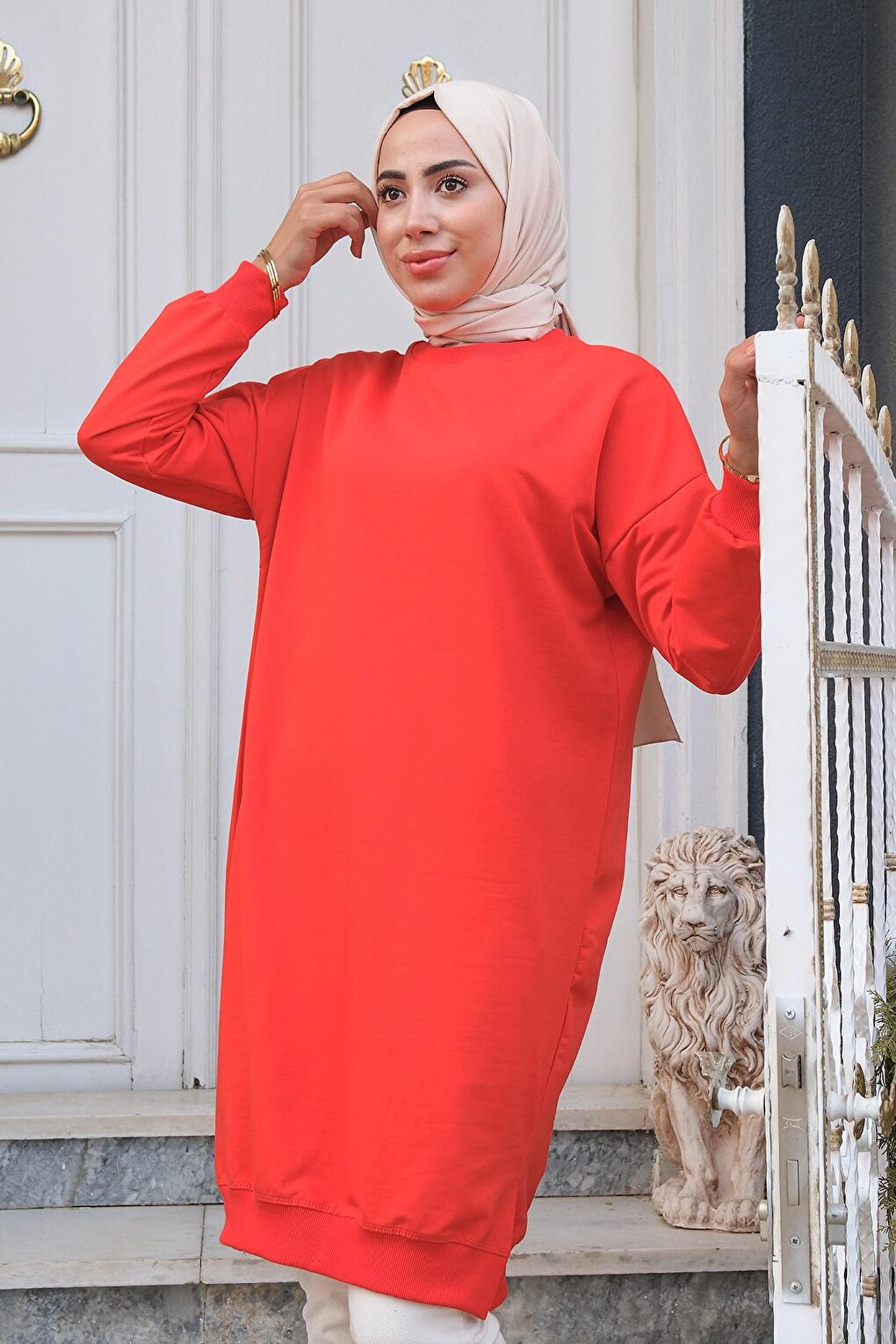 Crew Neck Hijab Tunic Pomegranate Flower