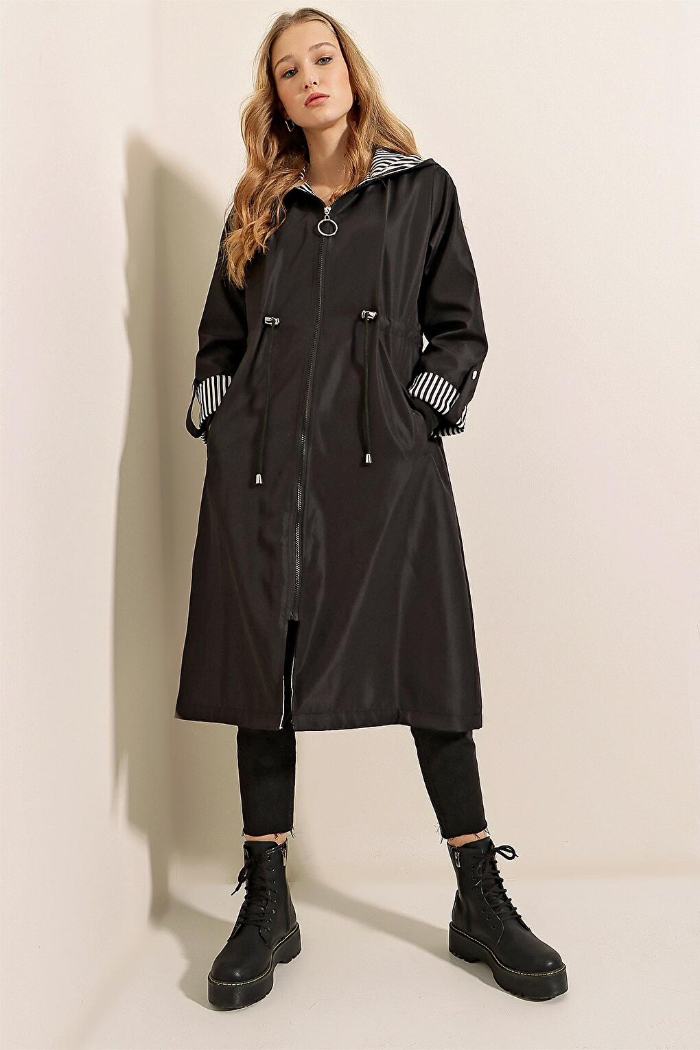 Women's Leopard Sleeve Folded Trench Coat