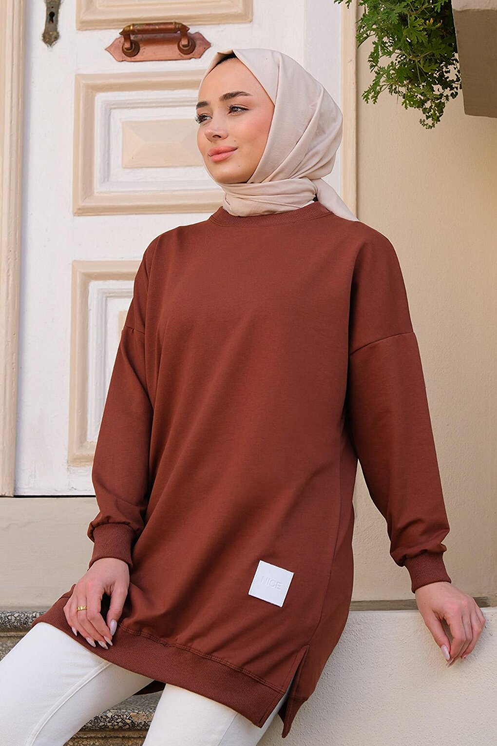 Crest Detailed Crew Neck Tunic Brown