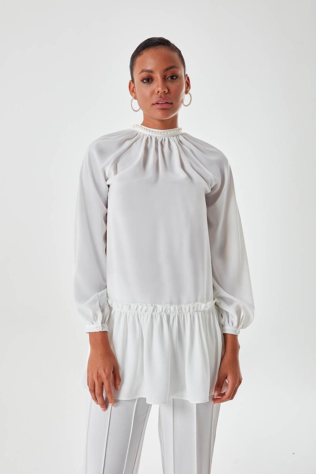 White Luxury Tunic with Pearls on the Collar