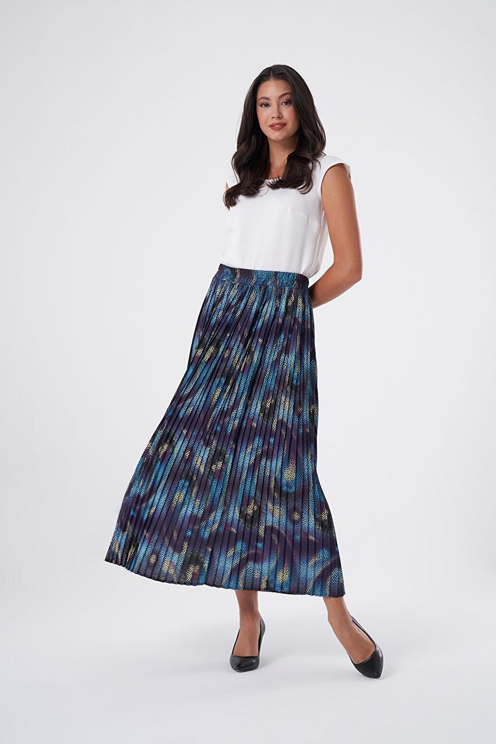 Patterned Pleated Skirt