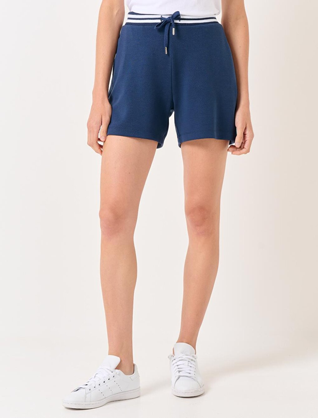 Navy Blue Belted High Waist Shorts