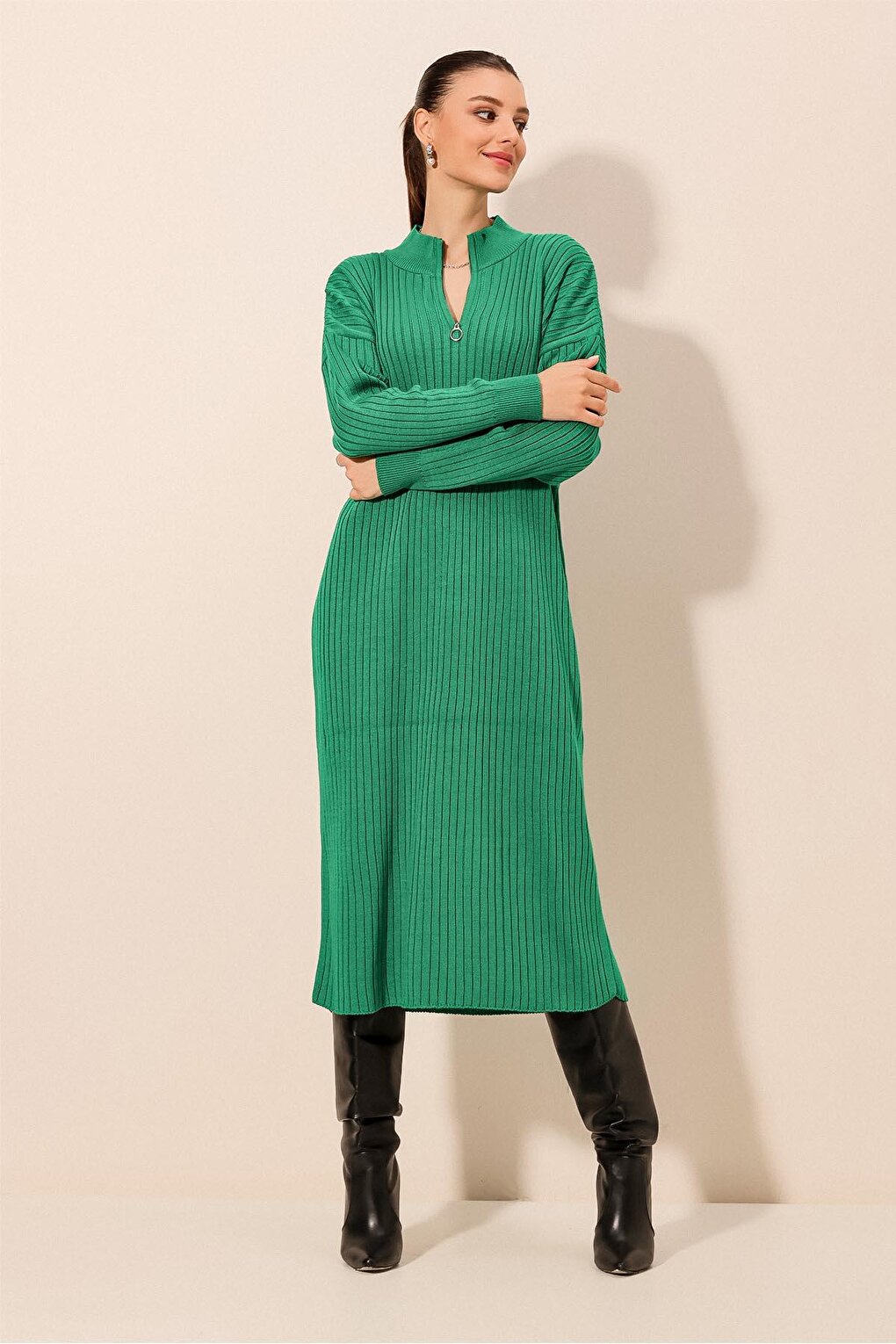 15839 Full-length Knitwear Dress - Green