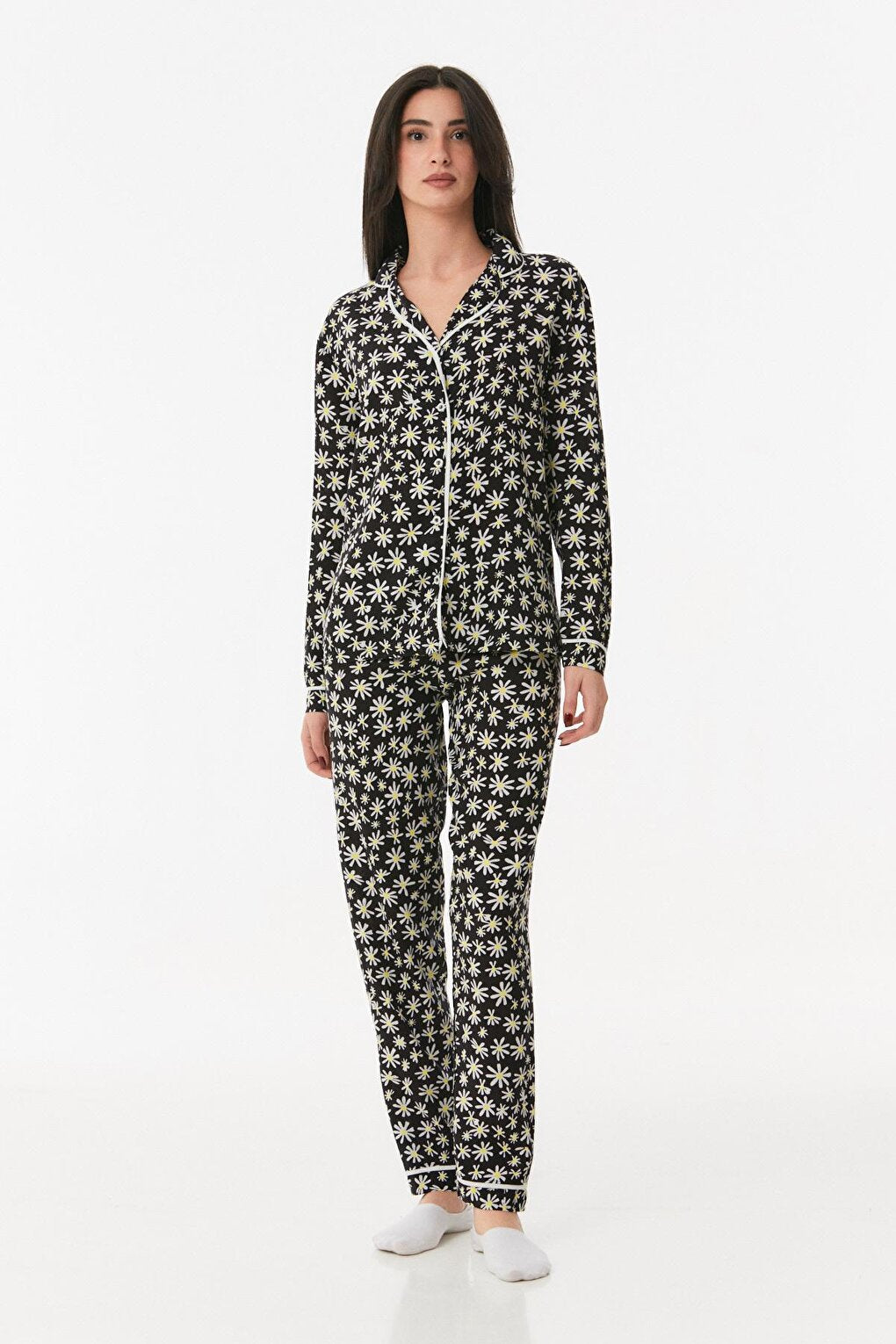 Floral Printed Buttoned Pajama Set