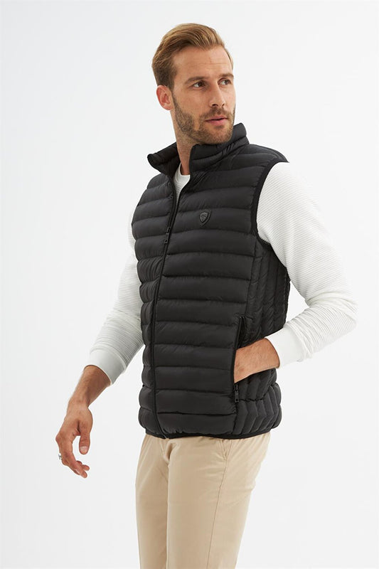 Men's Standard Mold Puffer Vest Black