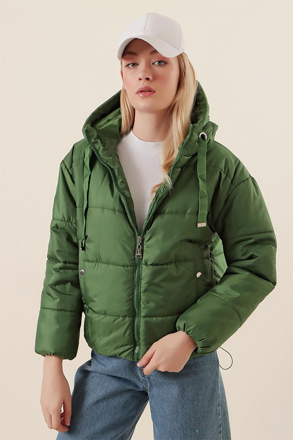 Emerald Green Hooded Zippered Short Puffer Jacket