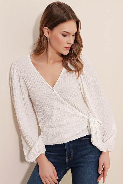 0441 Wrap Knitted Blouse - White