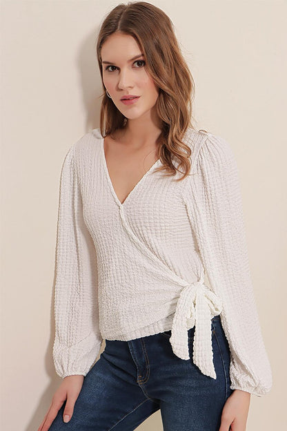 0441 Wrap Knitted Blouse - White