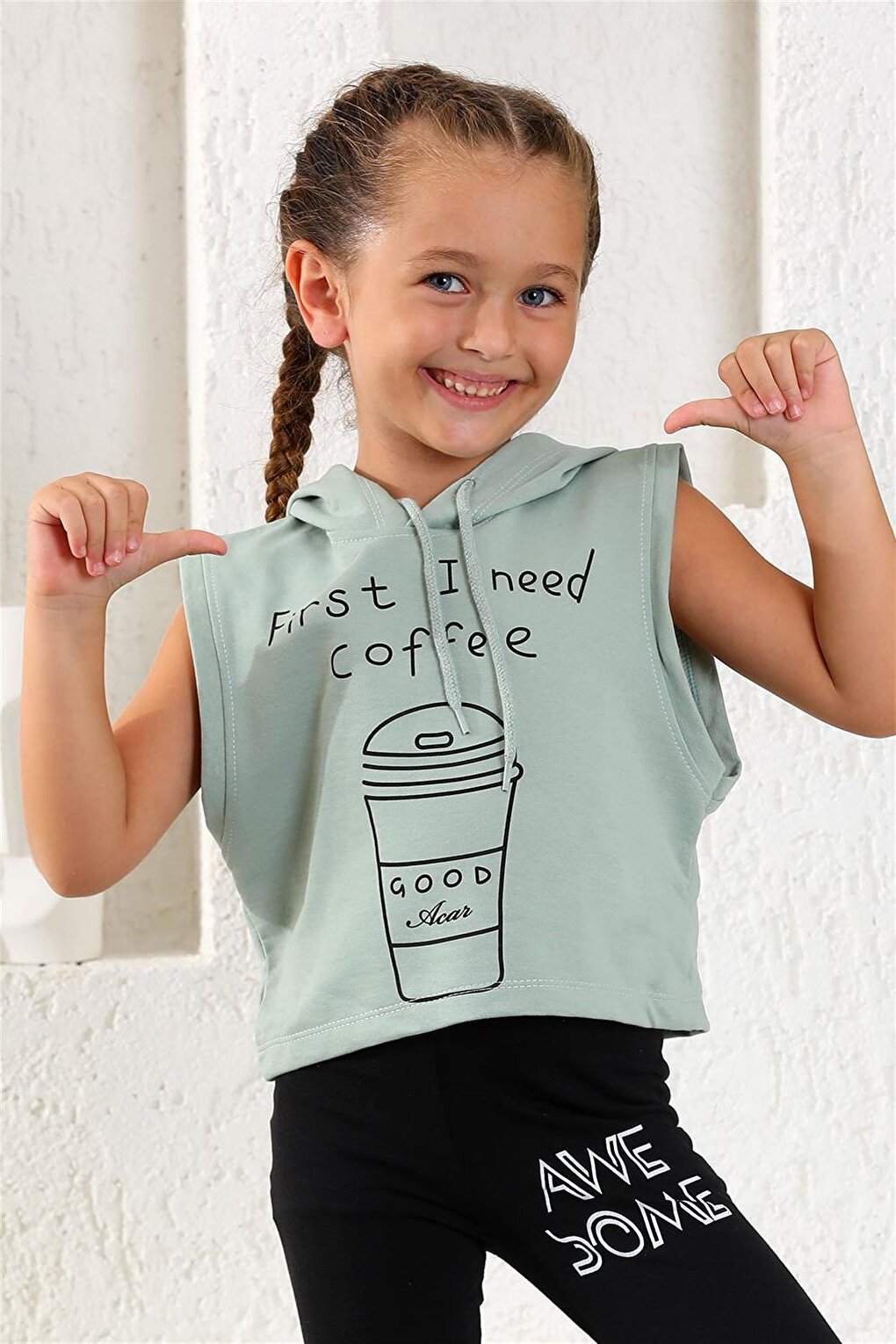 Girl's Çağla Green Colored First I Need Coffee Printed Hooded Crop Sweatshirt