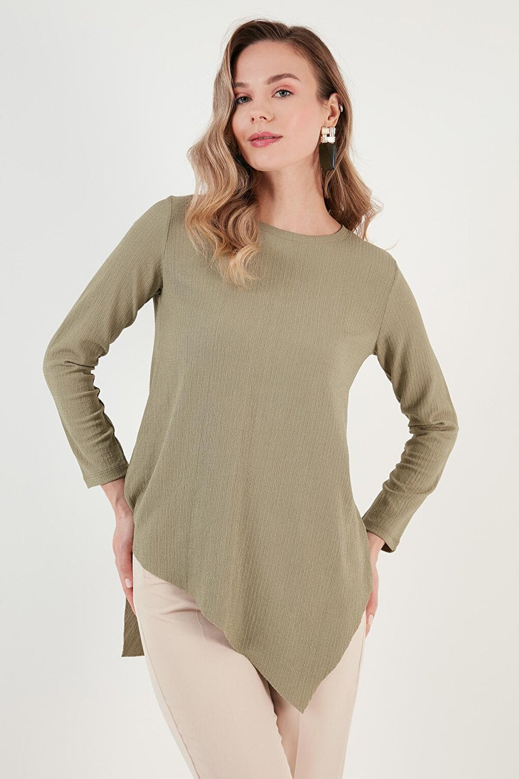 Crew Neck Stretchy Textured Asymmetrical Blouse 5864971