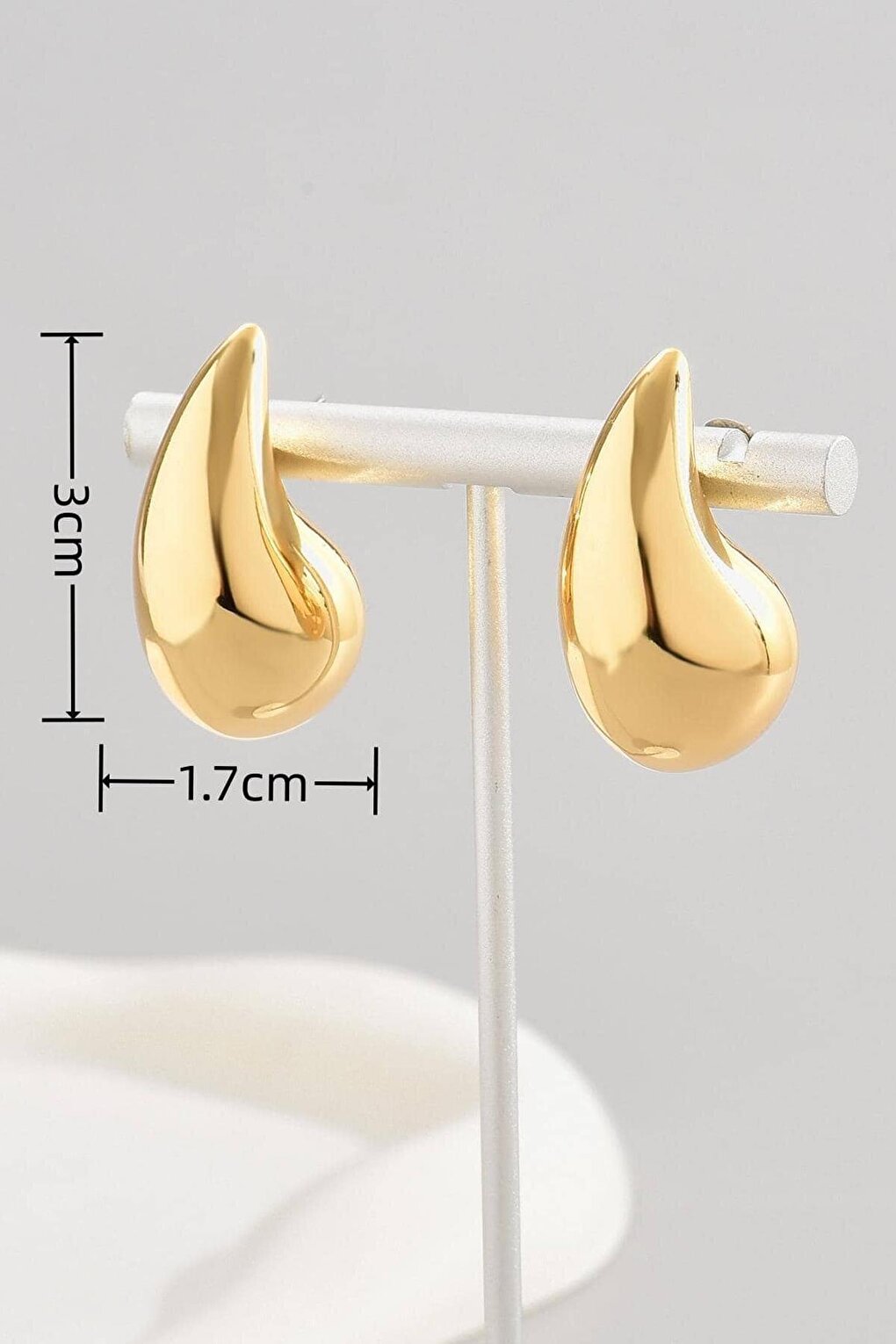 Small Veneta Chunky Drop Earrings