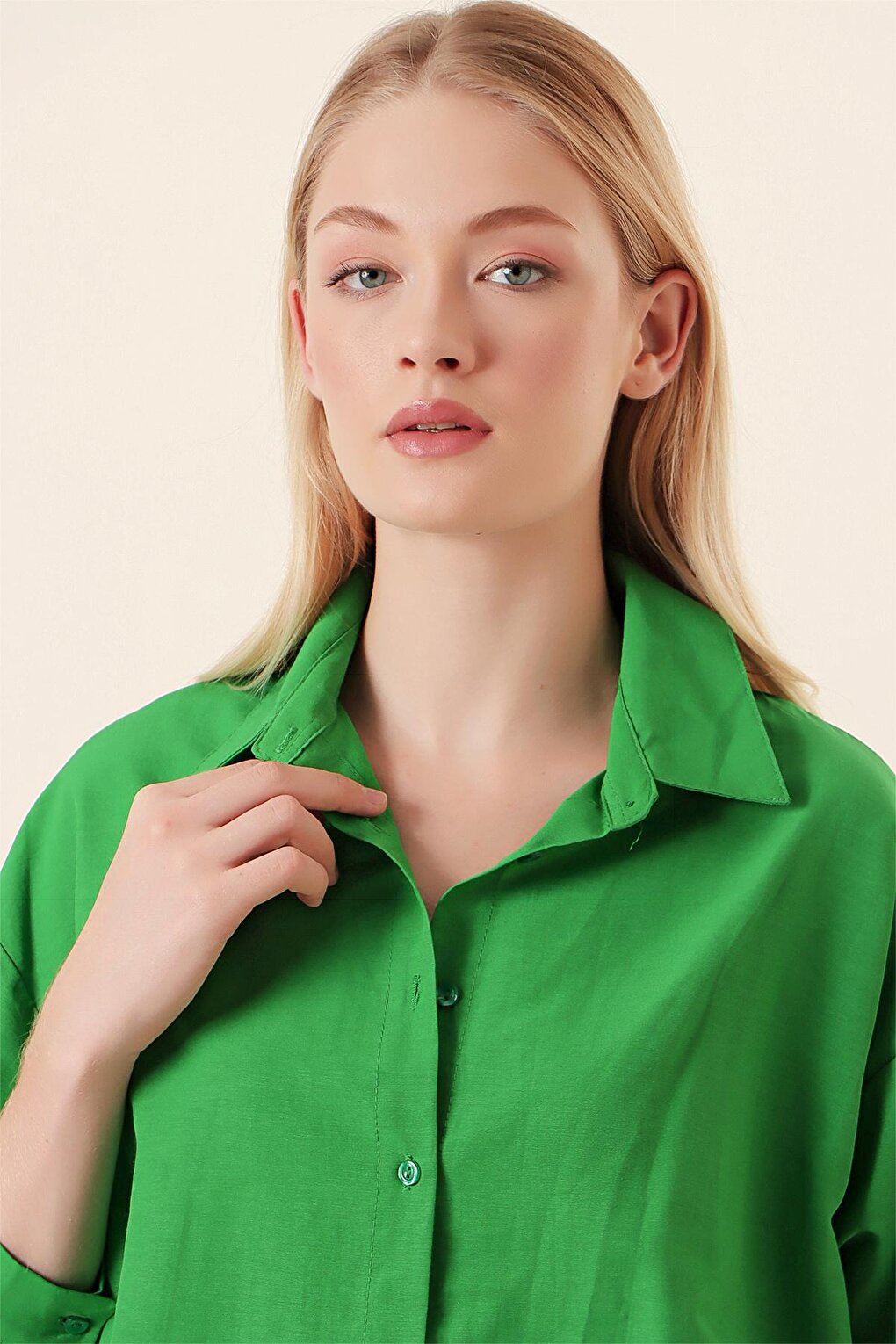 20132 Drawstring Oversize Shirt - Green