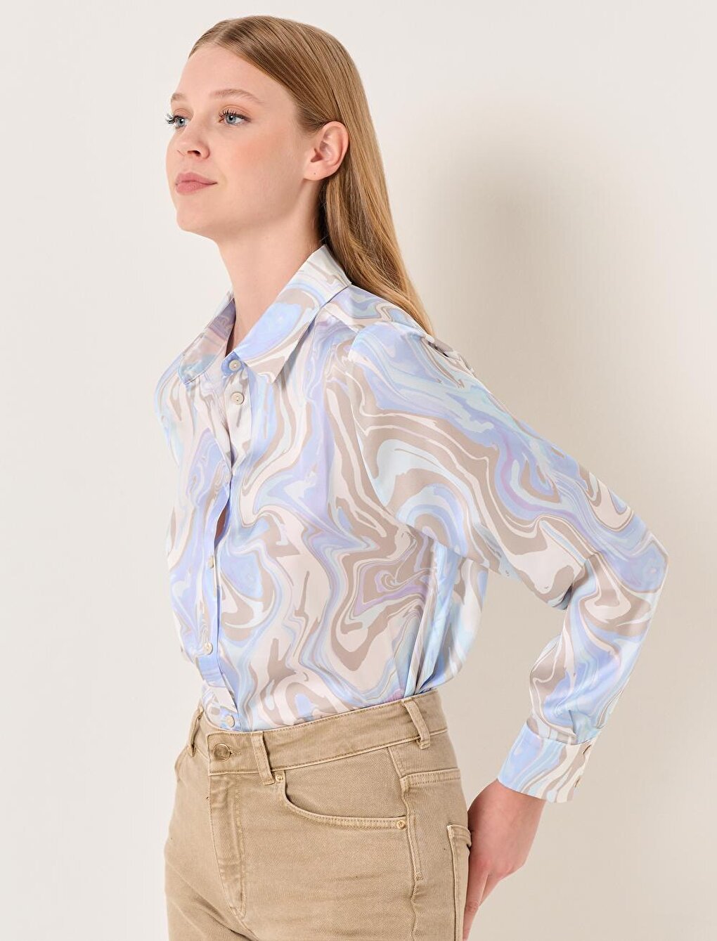 Mixed Loose Cut Abstract Patterned Satin Shirt