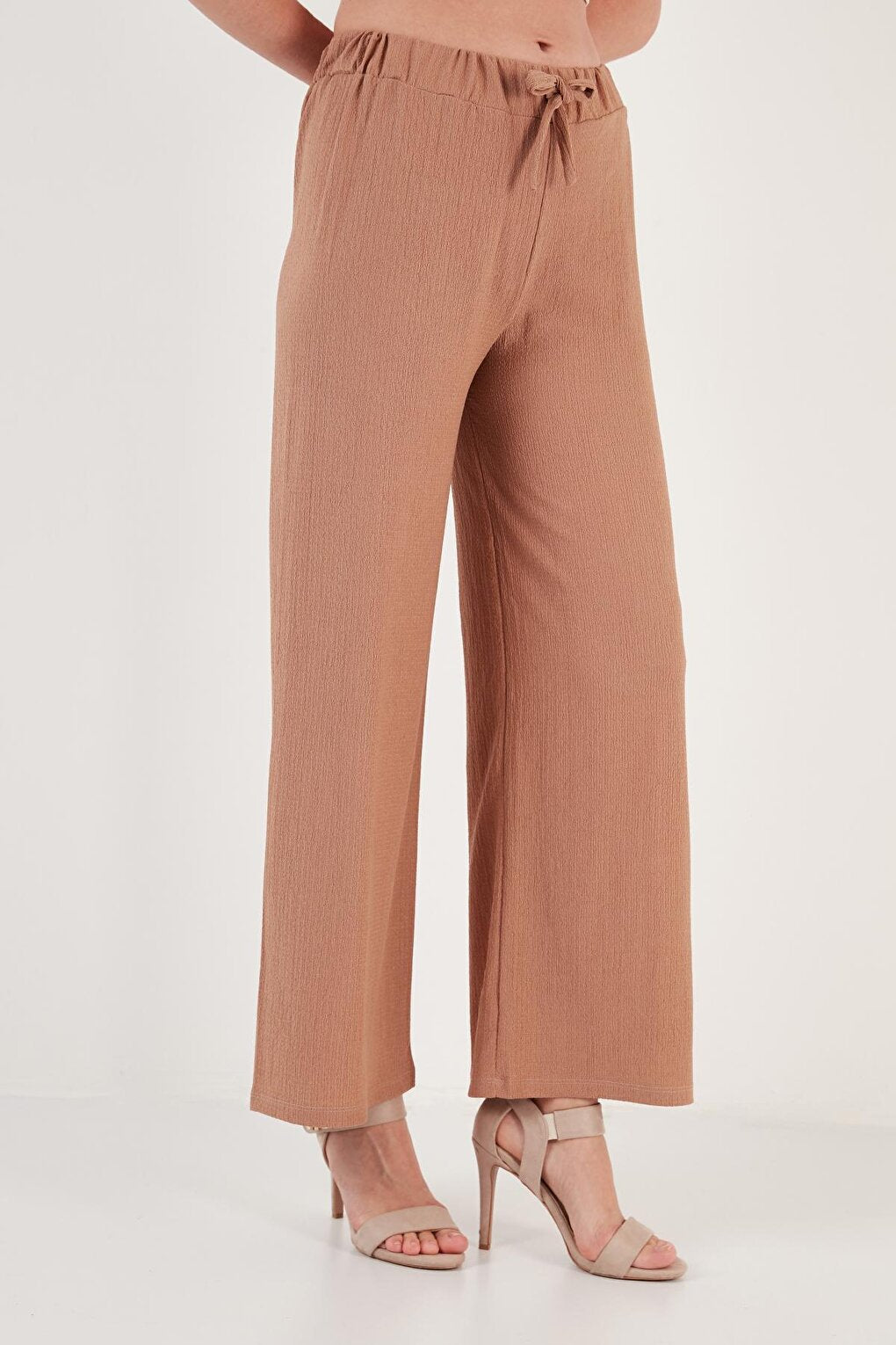 Waist Tied Comfortable Cut Crinkle Fabric Trousers 5862061