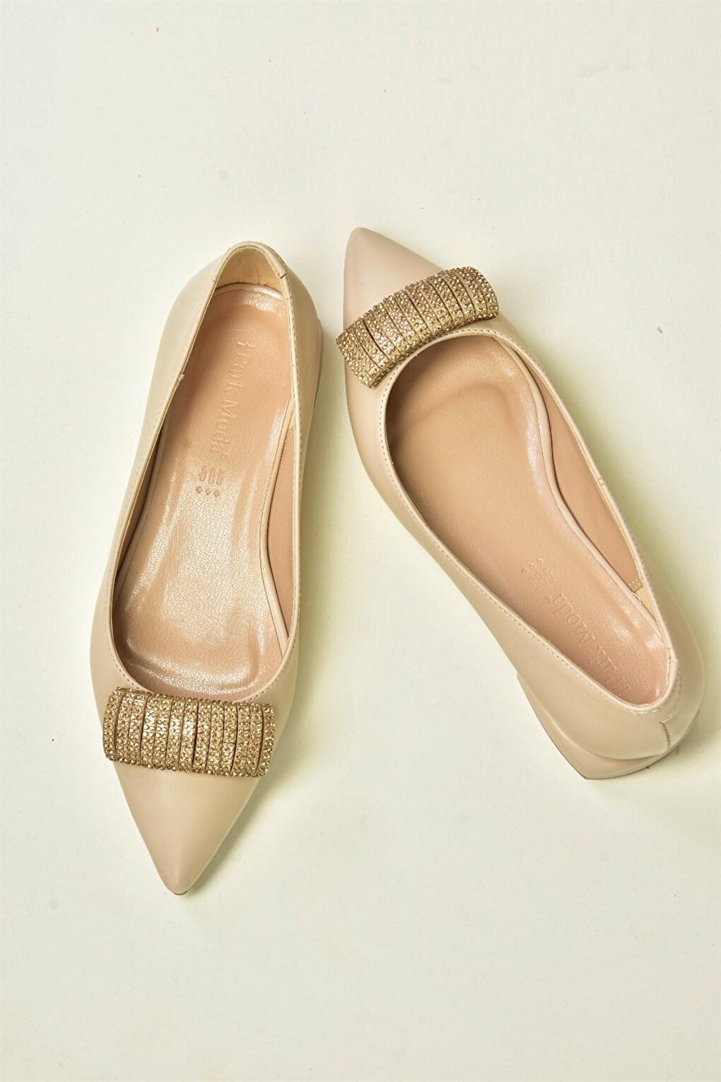 N8200215 Women's Casual Shoes in Nude