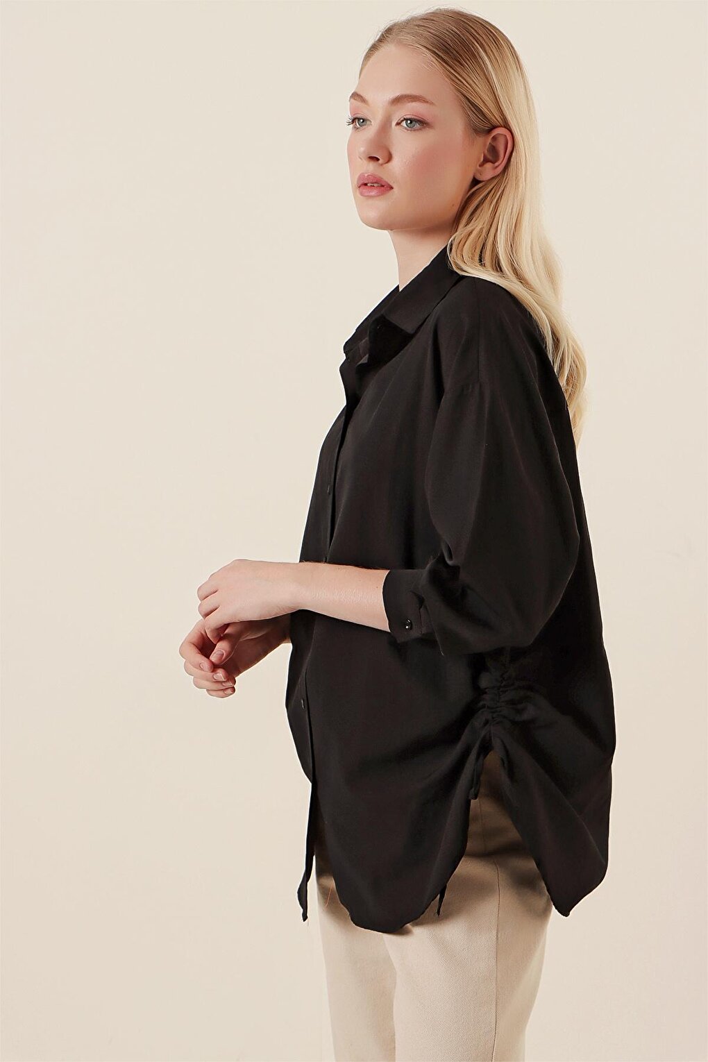 20132 Drawstring Oversize Shirt - Black