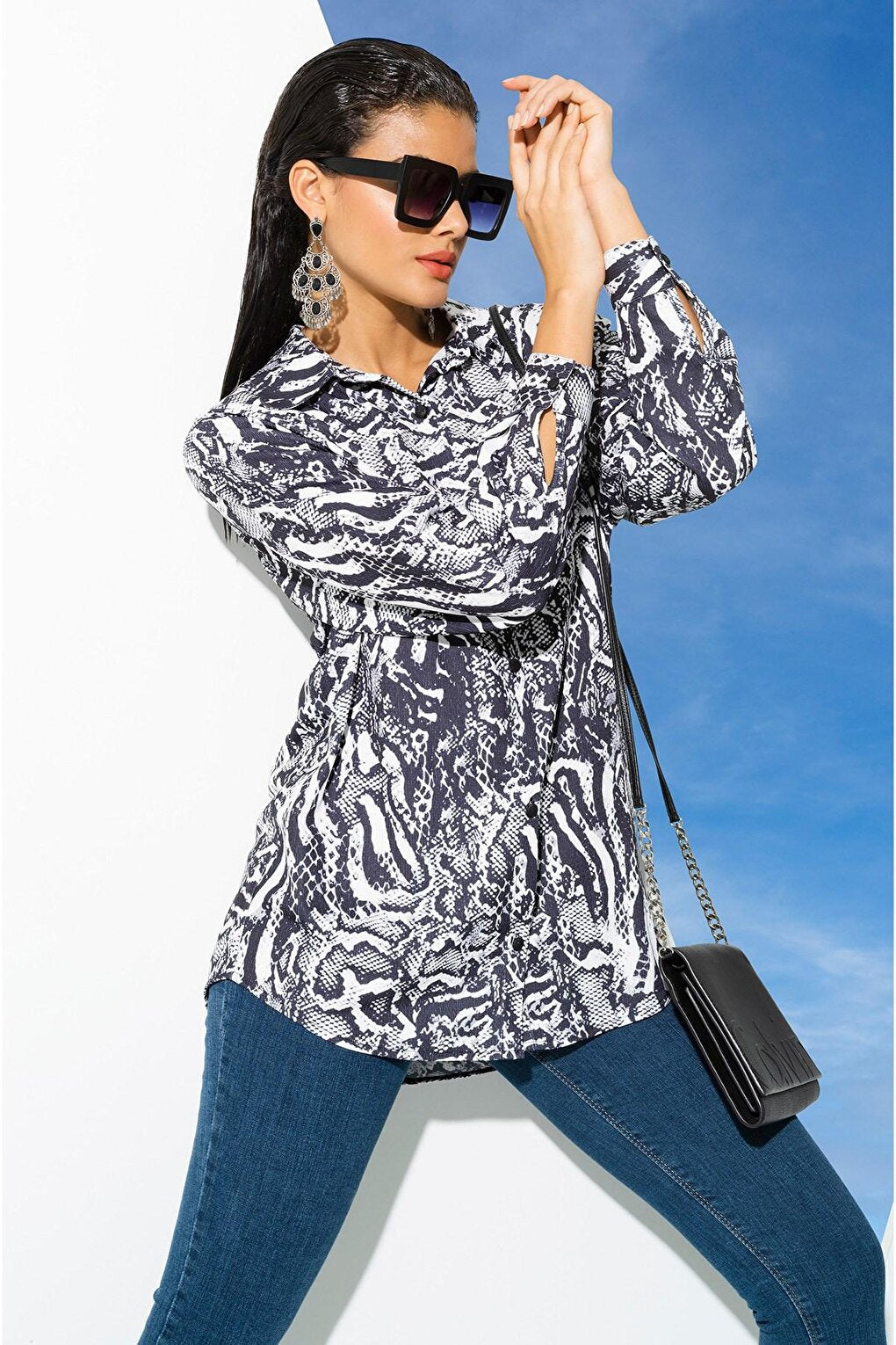 Snake Pattern Black Long Woven Shirt