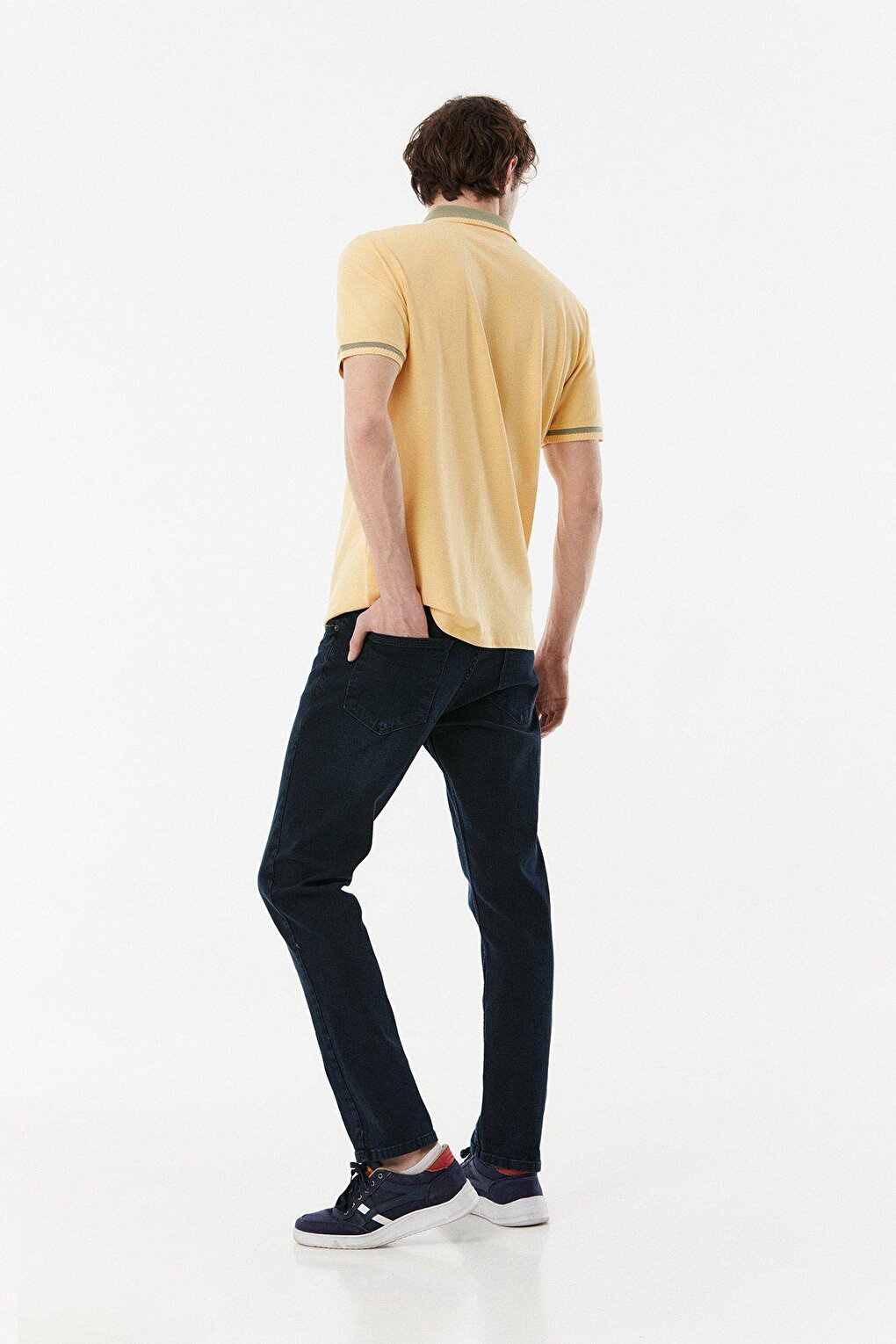 Grinded Slim Fit Jean