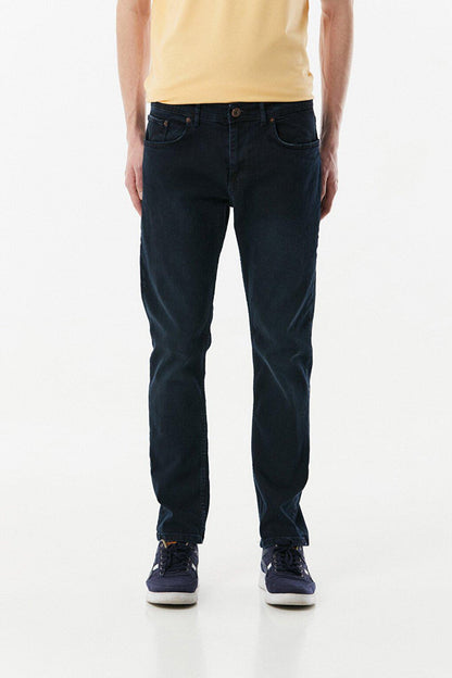 Grinded Slim Fit Jean