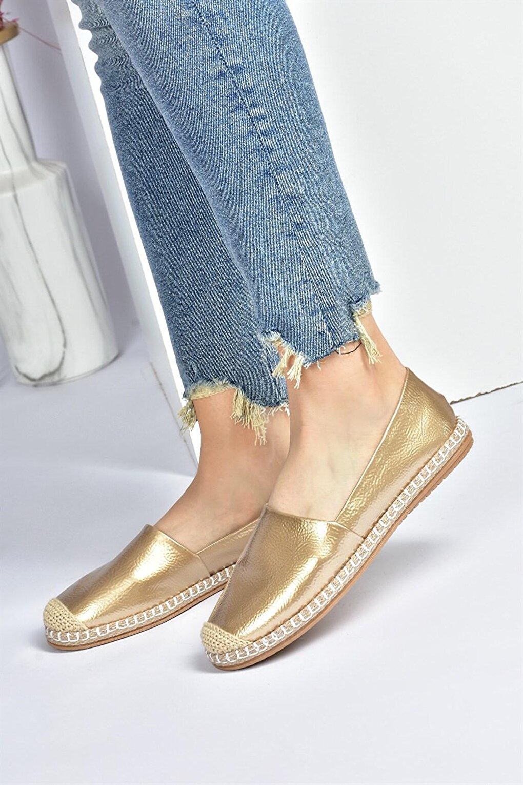 D280250008 Gold Casual Women's Shoes