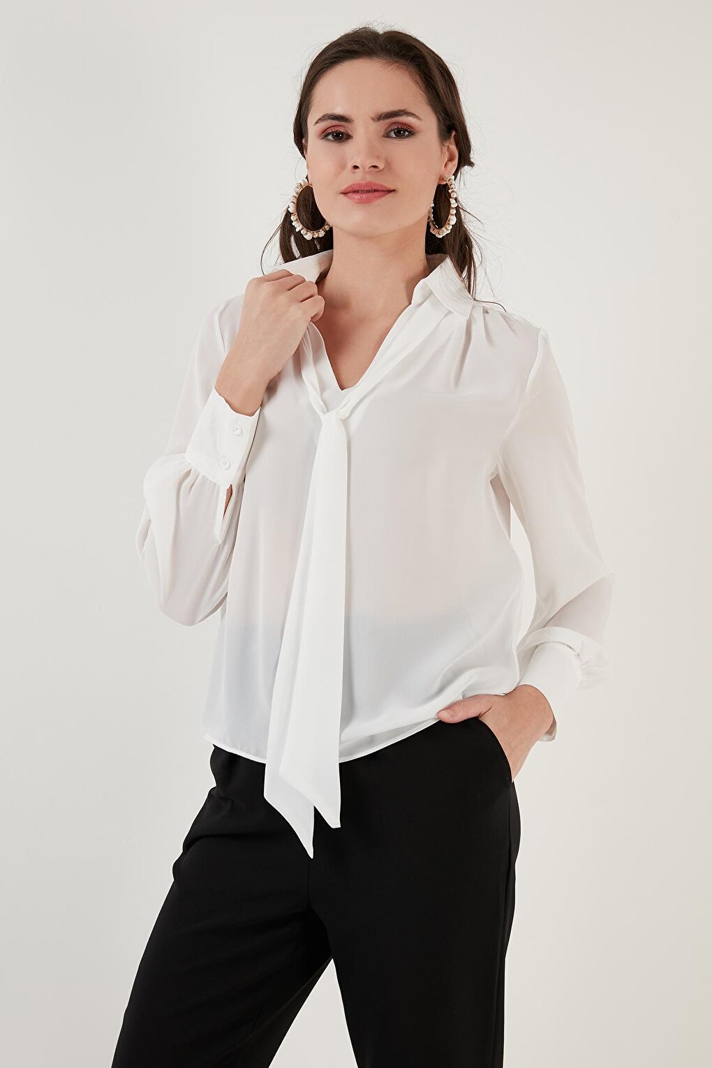 Tie Detailed V-Neck Chiffon Shirt 611BZ0047